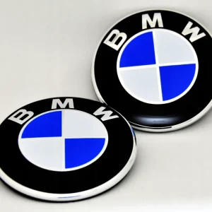 Oferta limitowana 2 szt. EMBLEMAT BMW 82mm NA MASKĘ/KLAPĘ ZNACZEK LOGO E60 E61 E90 E91 E92