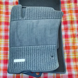 Premium Oryginalne dywaniki rypsowe Mercedes-Benz ML W163