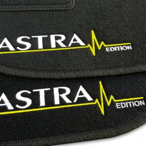 Wysoka jakość DYWANIKI WELUROWE OPEL ASTRA K (2015-2021) + HAFT