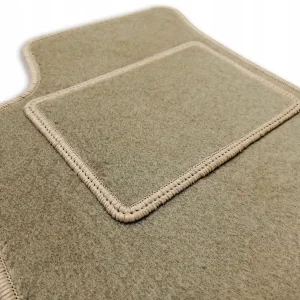 Oryginalny BEŻOWY KOMPLET DYWANIKÓW DO SKODA FABIA I (1999-2008) | ST