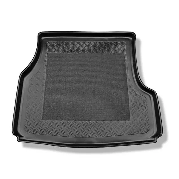 Mata do bagażnika do Volkswagen Passat B3, B4 Variant (1988-1997) - antypoślizgowa - samochodowy dywanik bagażnika - Aristar - Standard Wyprzedaż