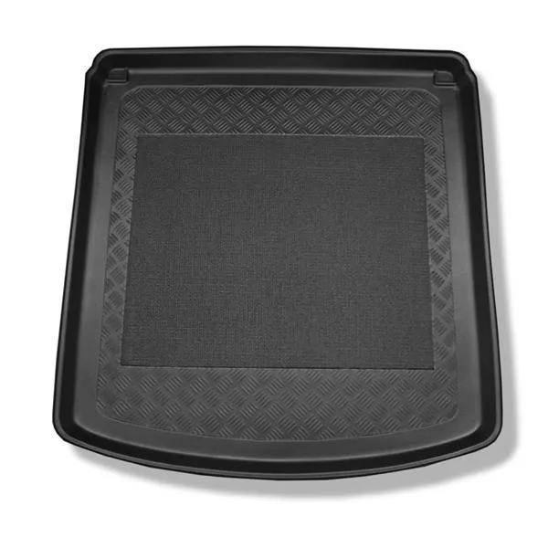 Mata do bagażnika do Opel Astra J Sedan (09.2012-08.2018) - antypoślizgowa - samochodowy dywanik bagażnika - Aristar - Standard - z dojazdowym kołem zapasowym Nowość