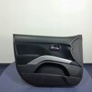 Zwrot pieniędzy MITSUBISHI OUTLANDER II TAPICERKA BOCZEK DRZWI PRZÓD LEWY EU