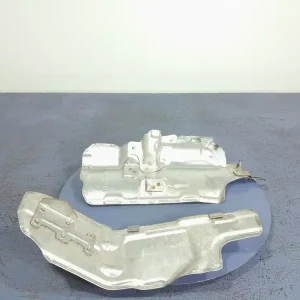 Zwrot pieniędzy MERCEDES E W213 2.0 CDI 194 KM OSŁONY TERMICZNE 2 SZT A6541422200